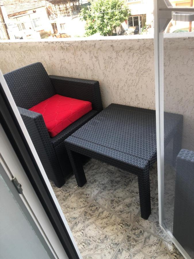 Apartment Centre *