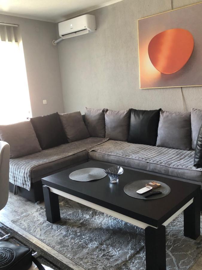 Apartment Centre